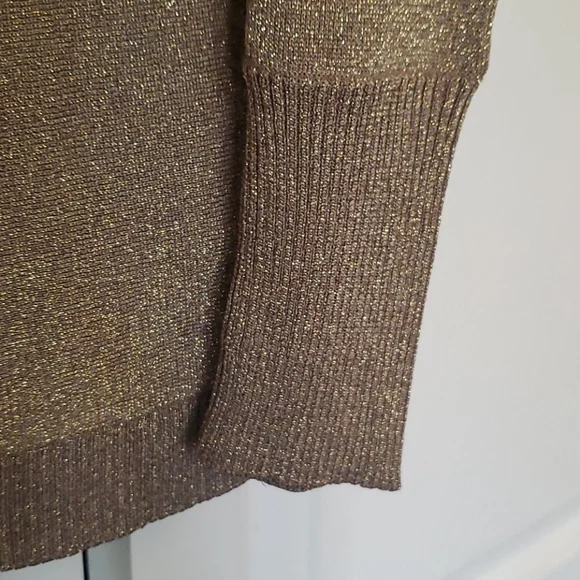 Sparkly top - Picture 5 of 6